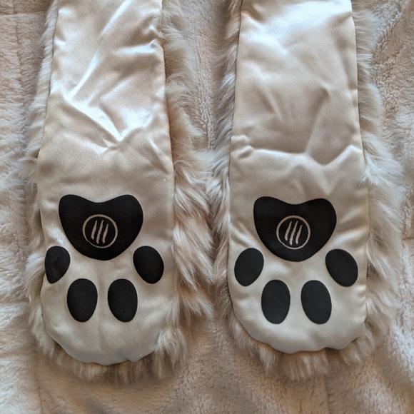 SpiritHoods Accessories - SOLD💔Additional photos - Spirithoods Snow Leopard